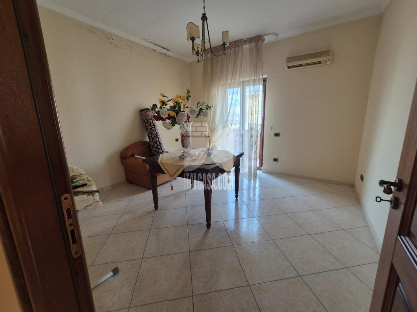 Villa Unifamiliare in vendita a Crotone