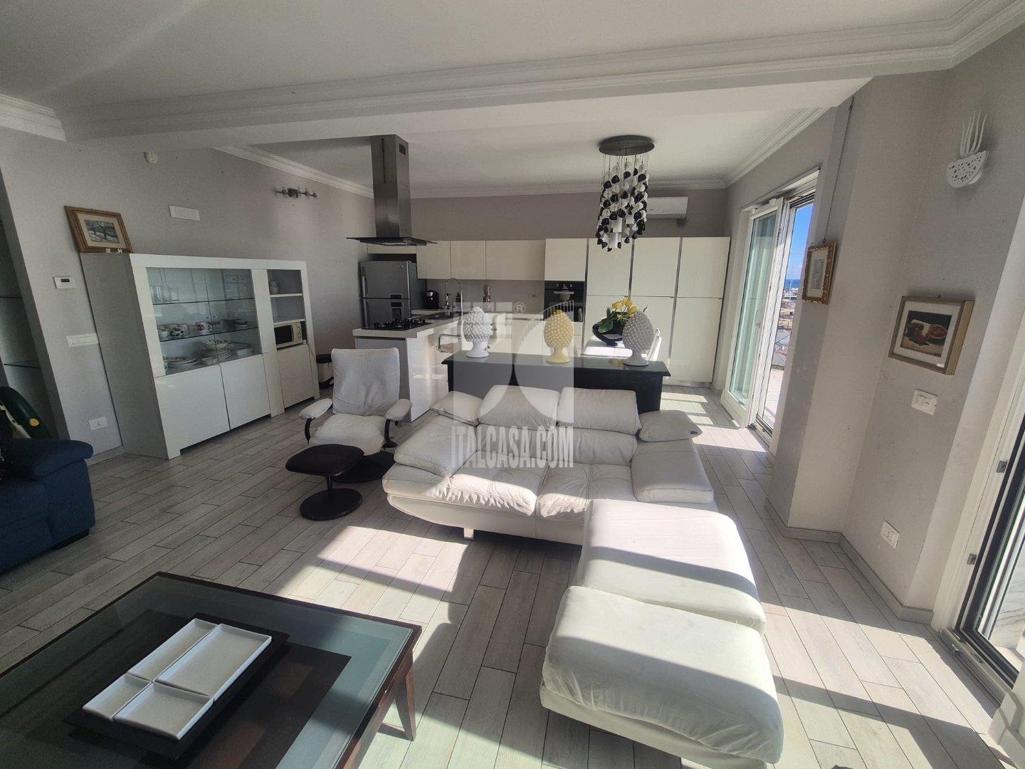 Appartamento in affitto a Crotone