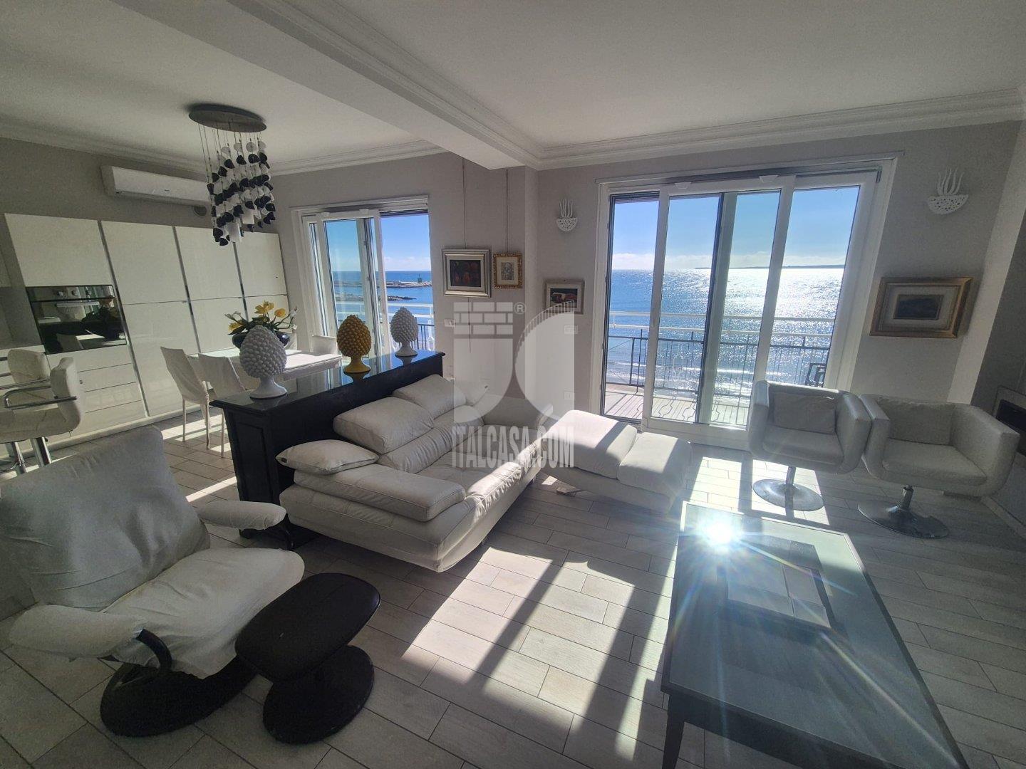 Appartamento in affitto a Crotone