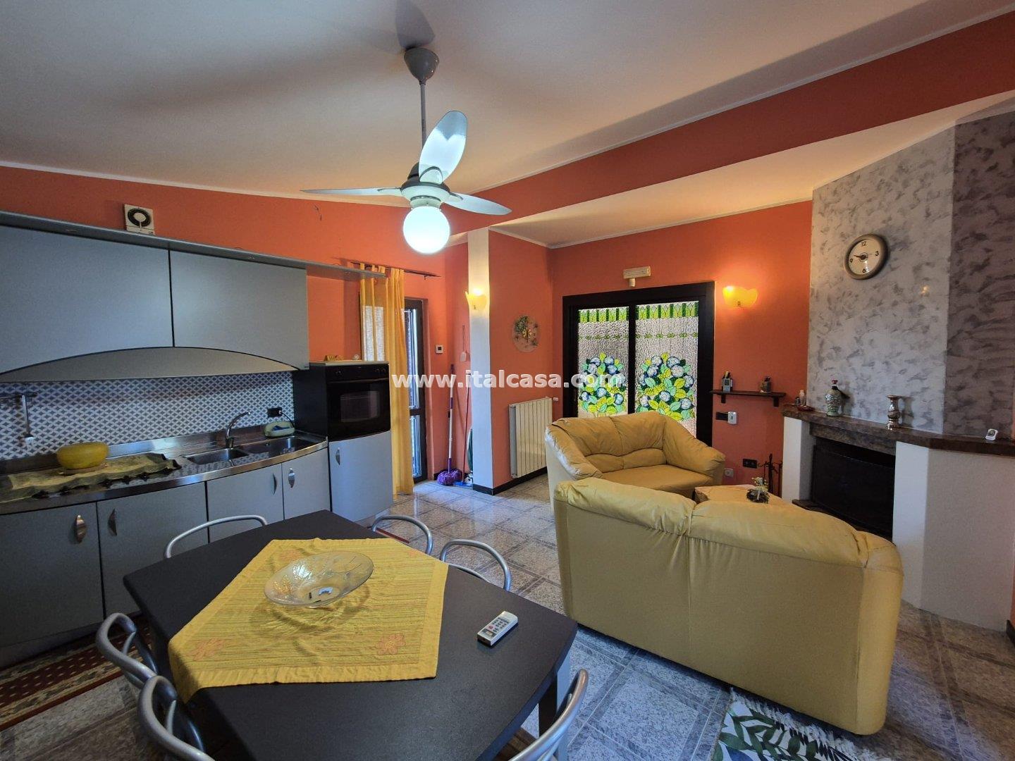 Villa Unifamiliare in vendita a Crotone