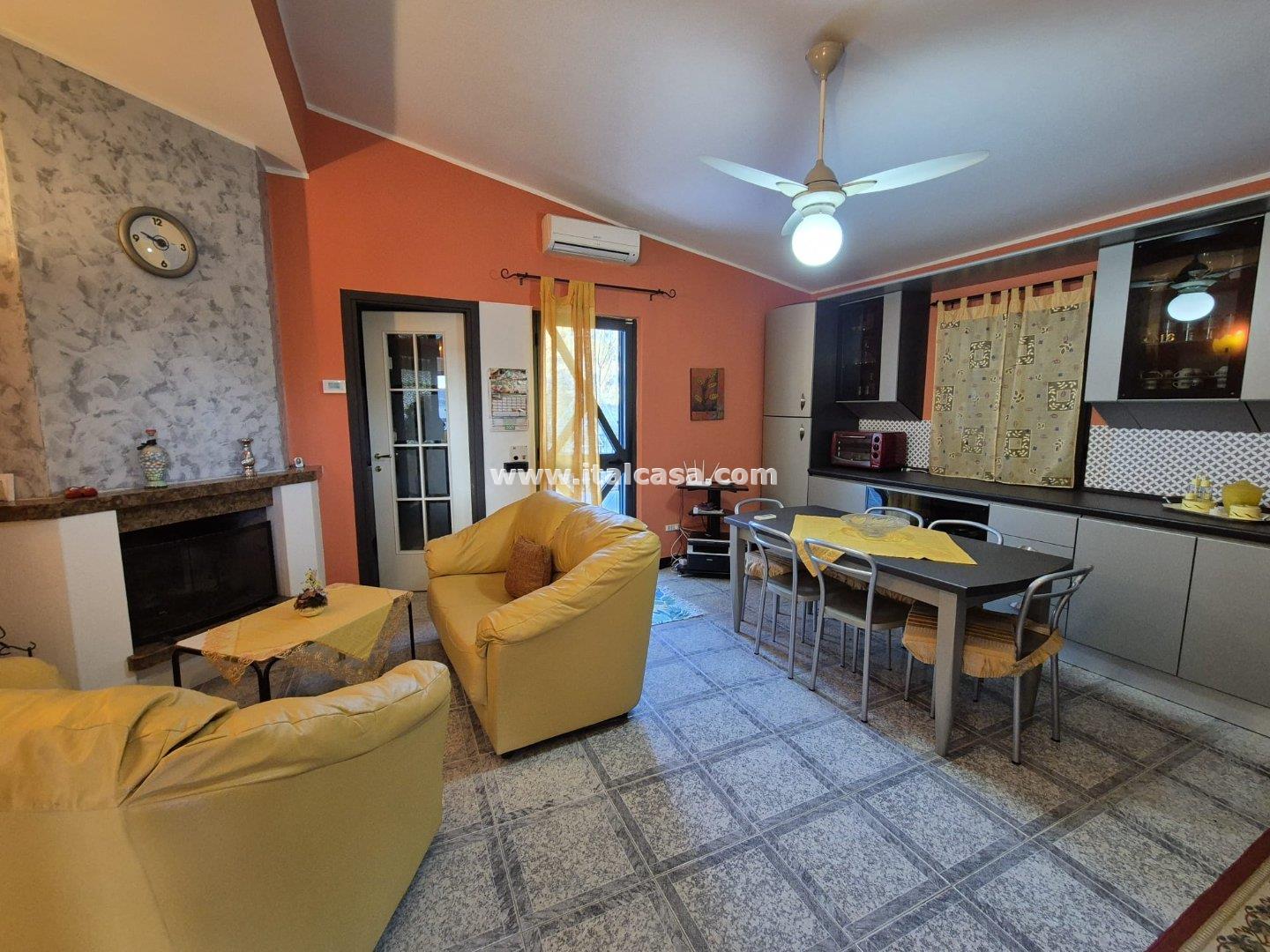 Villa Unifamiliare in vendita a Crotone