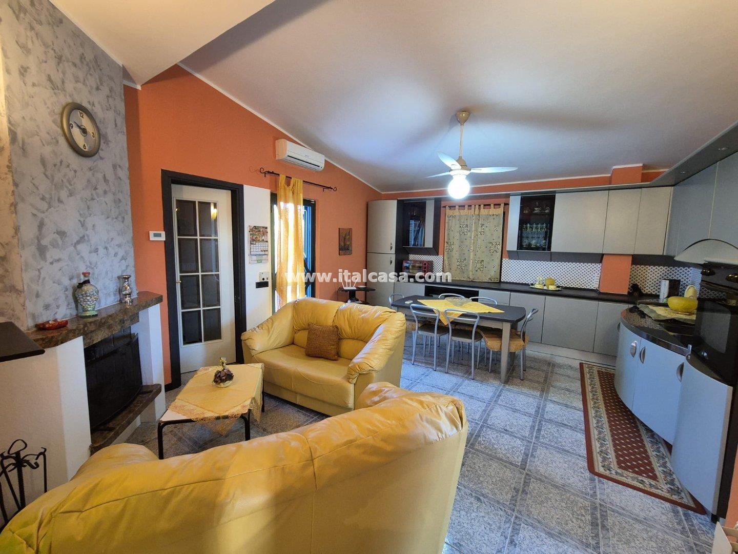 Villa Unifamiliare in vendita a Crotone