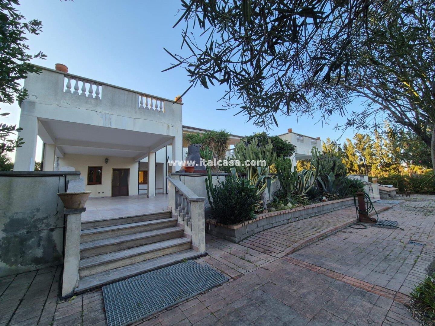 Villa Unifamiliare in vendita a Crotone