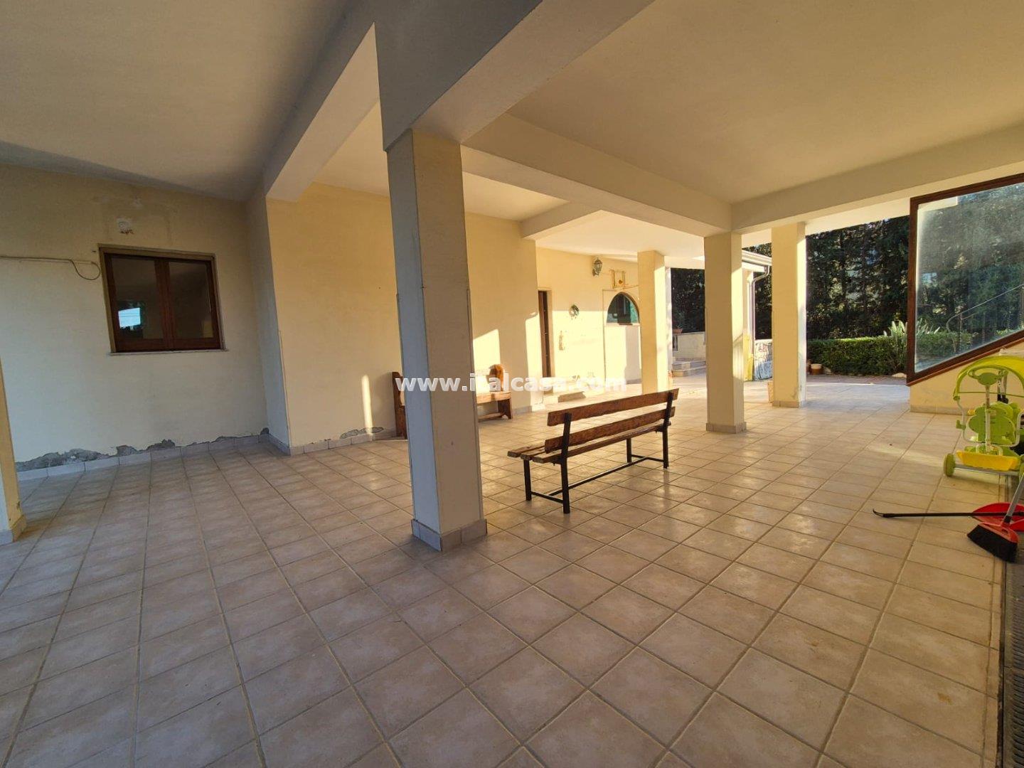 Villa Unifamiliare in vendita a Crotone