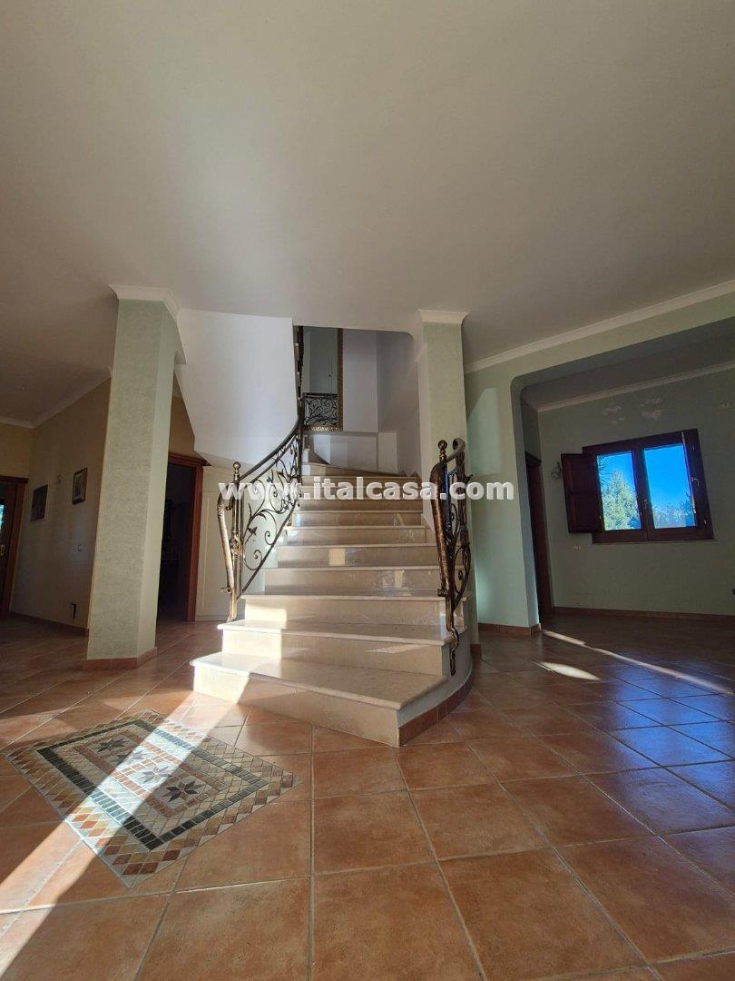Villa Unifamiliare in vendita a Crotone