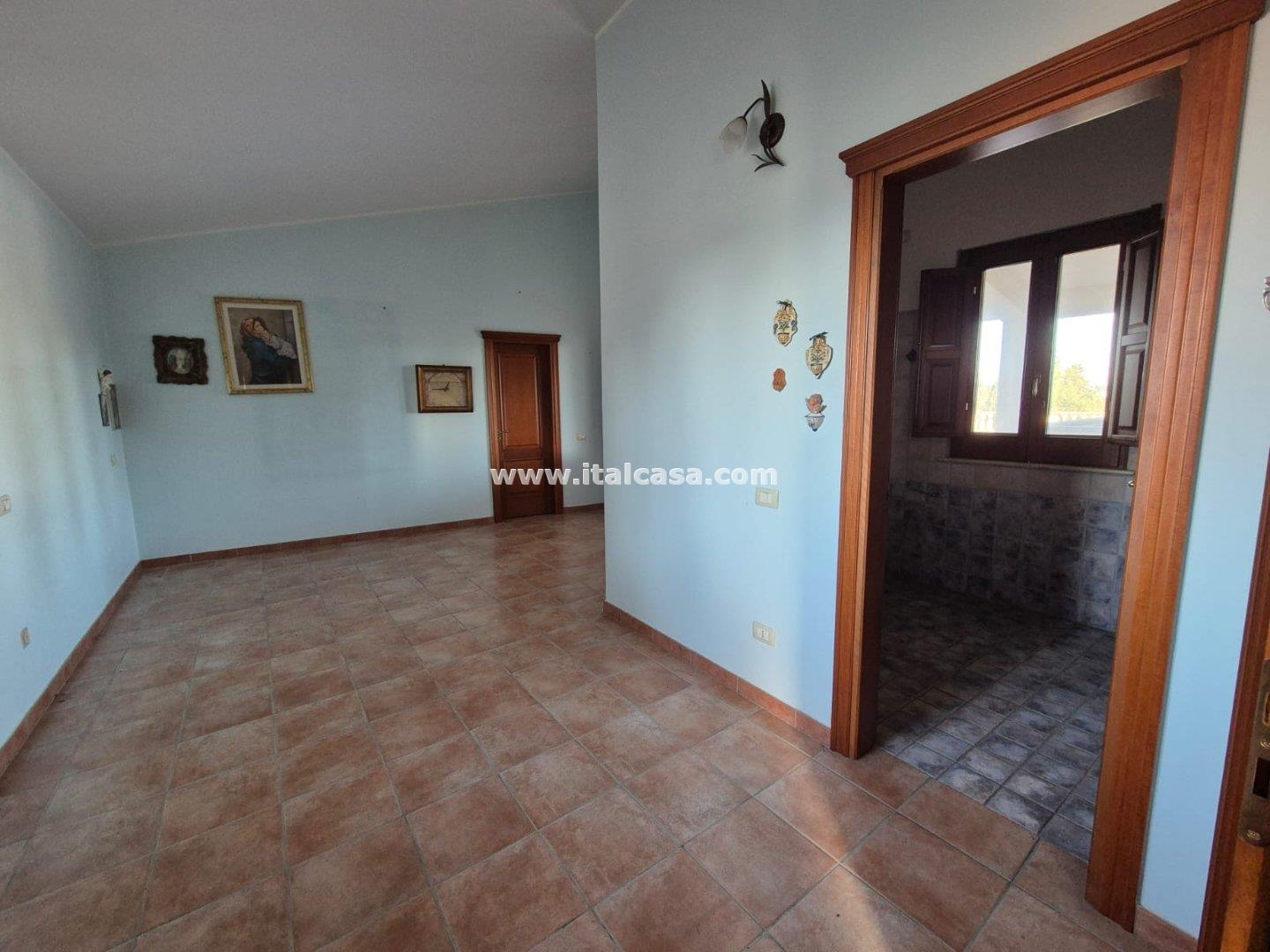 Villa Unifamiliare in vendita a Crotone