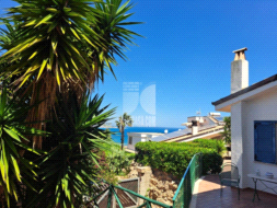 Villa Bifamiliare in vendita a Crotone