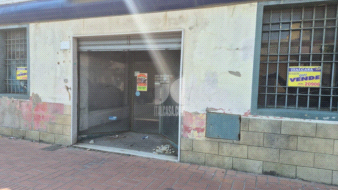 Magazzino in vendita a Crotone