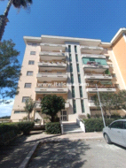 Magazzino in vendita a Crotone