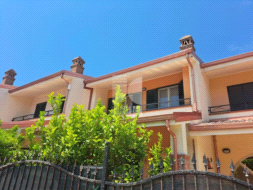 Villa a schiera in vendita a Crotone